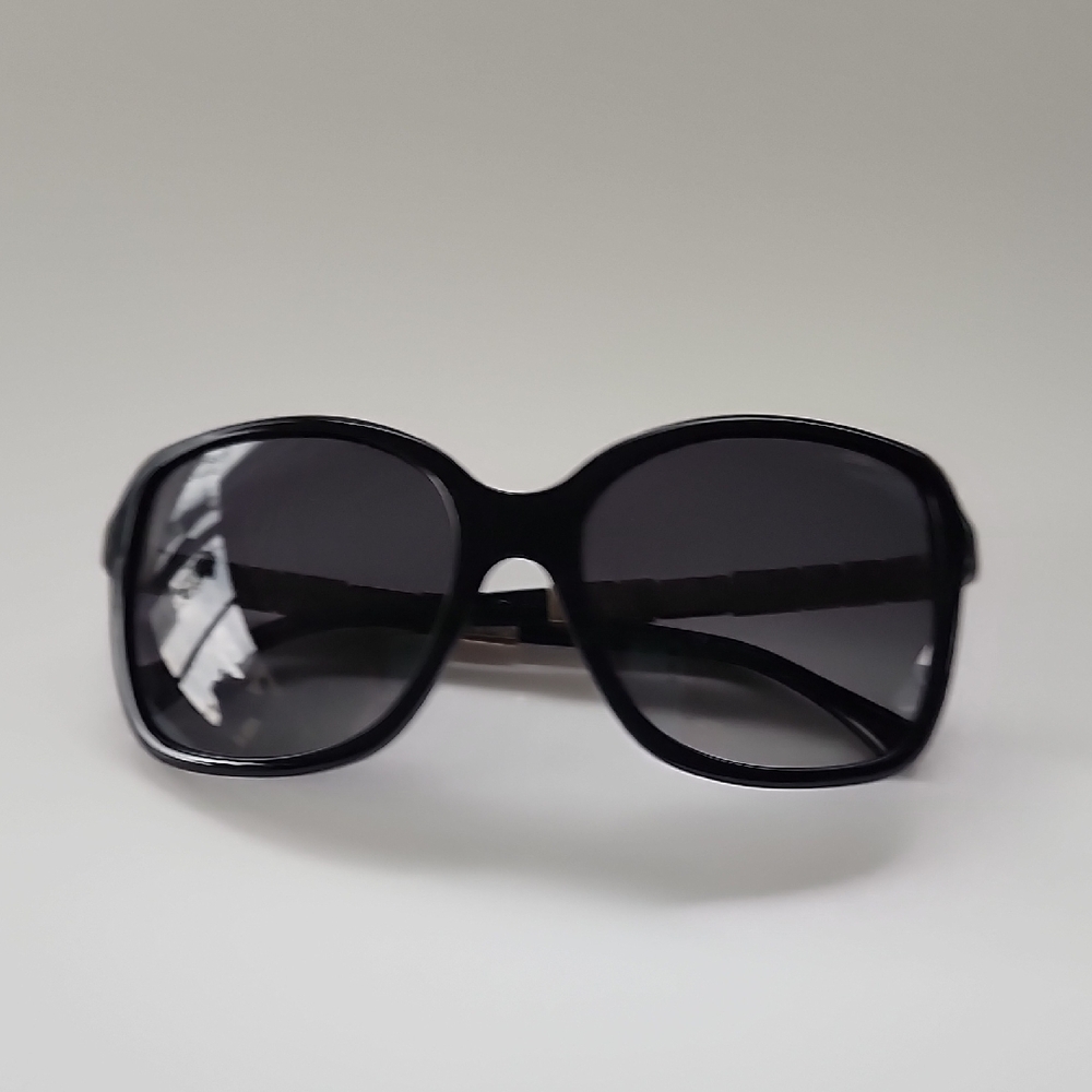 CHANEL Classic Black Sunglasses